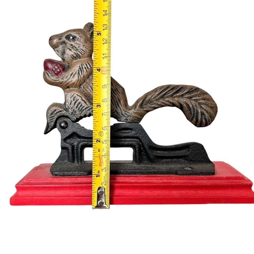 Vintage cast iron squirrel nutcracker on wood base, Whimsical Rustic Charm - Picture 8 of 8